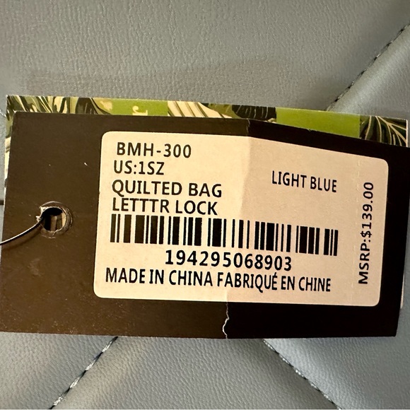 Badgley Mischka Spring Blue Vegan
Leather Small Quilted bag - Picture 8 of 10